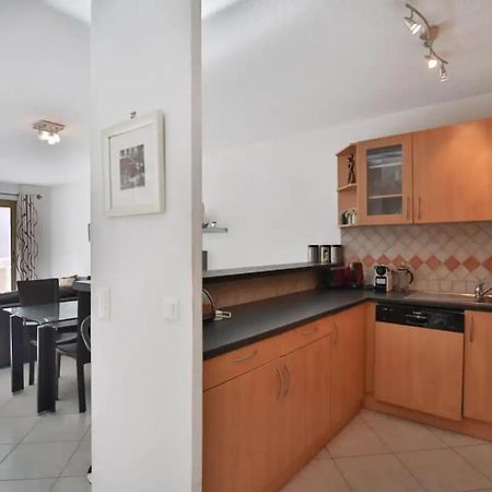 Charming Two-Bedroom Apartment With Balcony And Garage By The Marina Антіб Екстер'єр фото